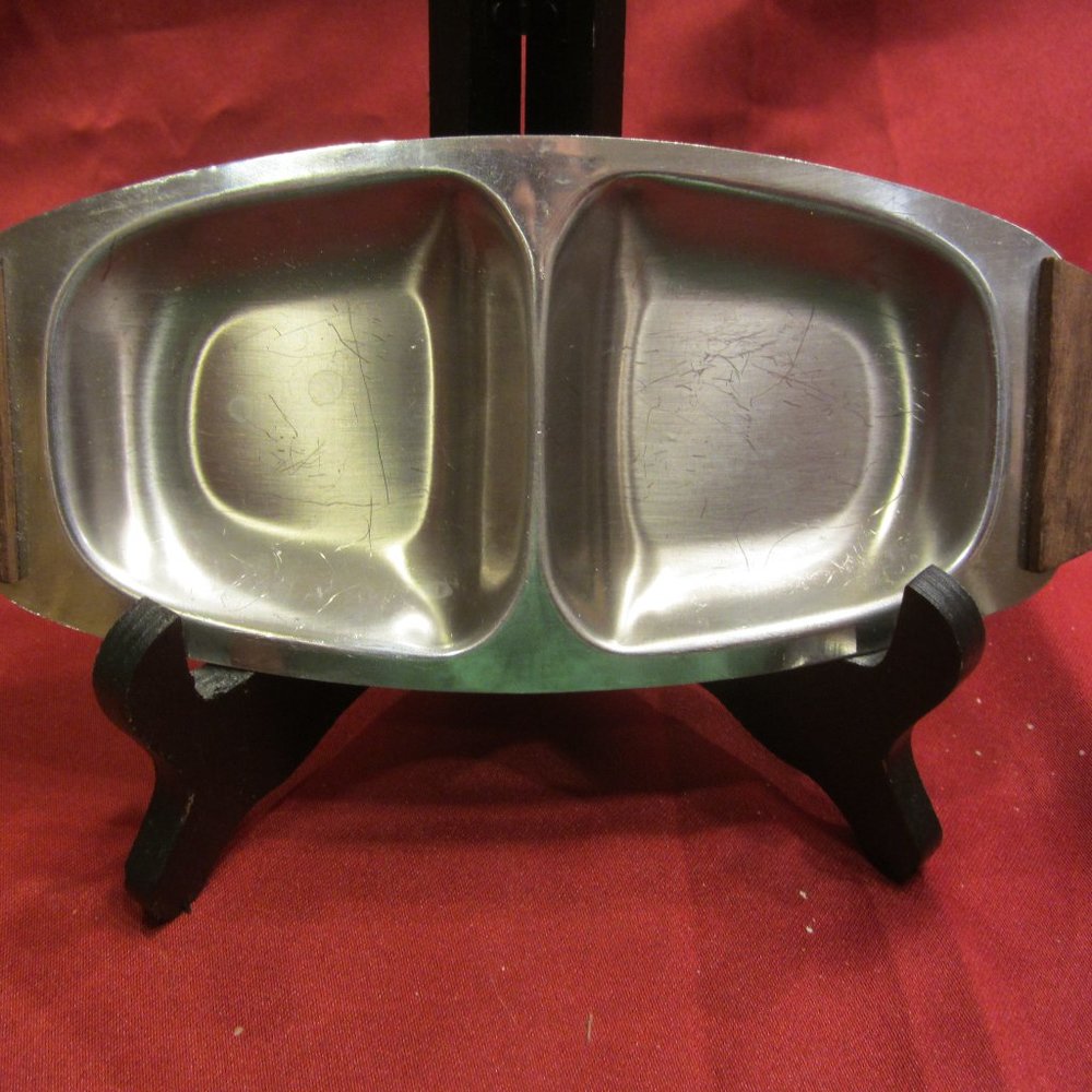 RETRO 70'S 2 SECTION NEVCO JAPN STAINLESS SMALL STEEL TRAY